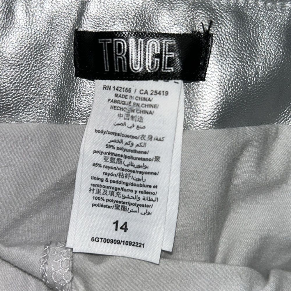 Kids' Metallic Faux Leather Skort In Silver(Size 14) - Picture 3 of 5